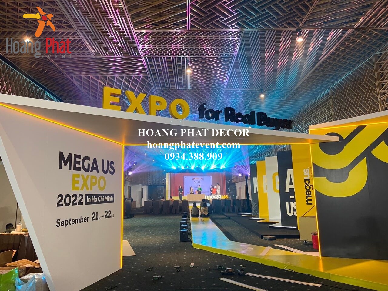 Setup khai mạc sự kiện Mega Us Expo 2022 